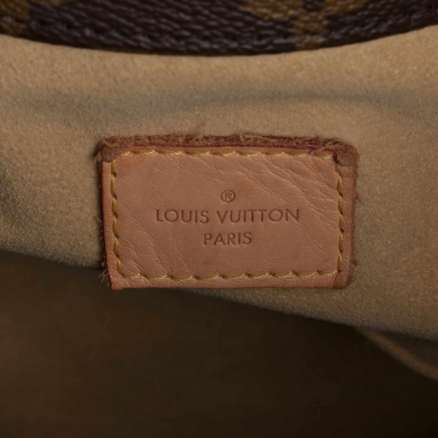 Louis Vuitton Monogram Artsy MM 6 of 16