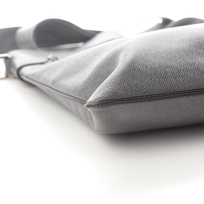 Louis Vuitton Taiga Sasha Messenger Glacier 7 of 8