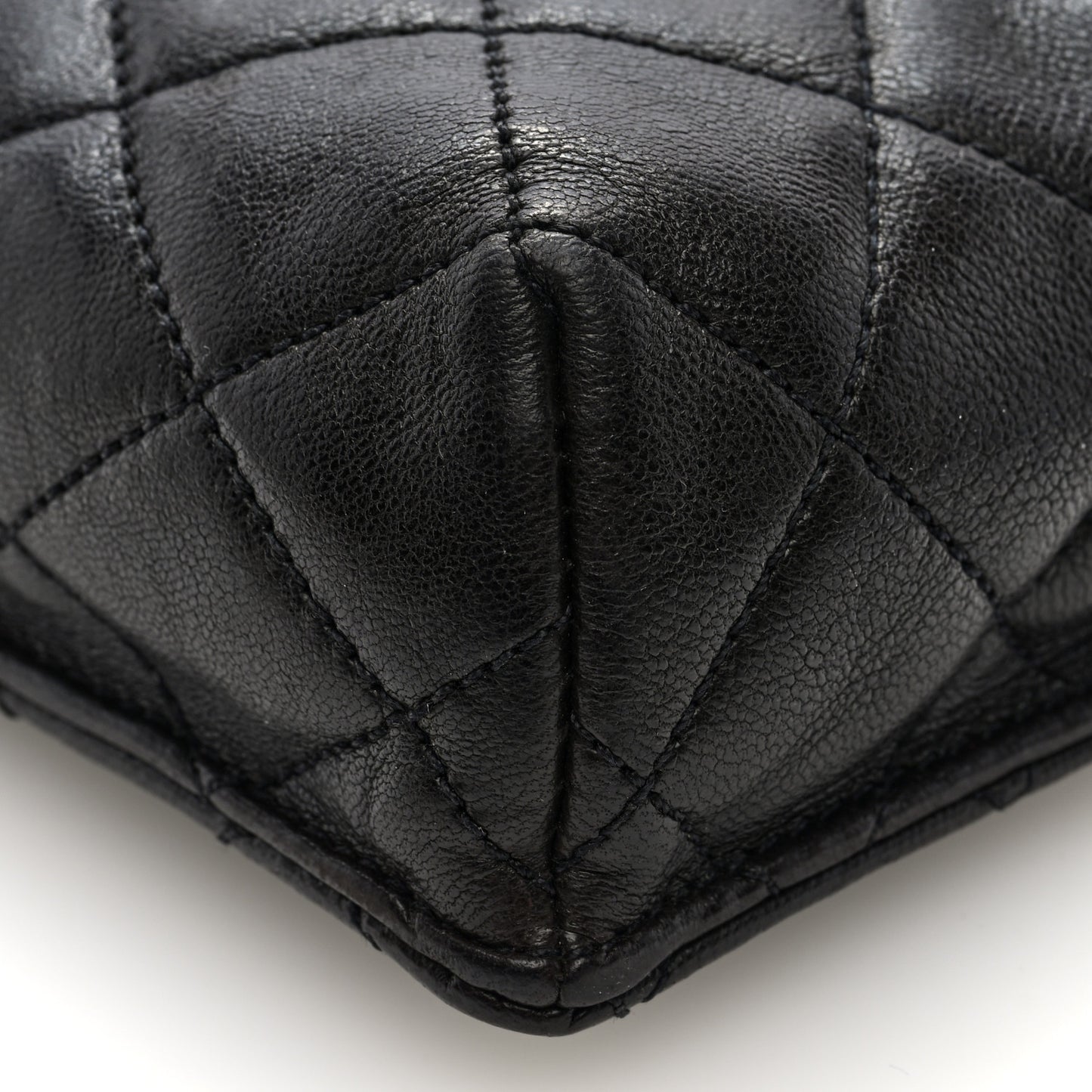 Lambskin Quilted Phone Holder Black