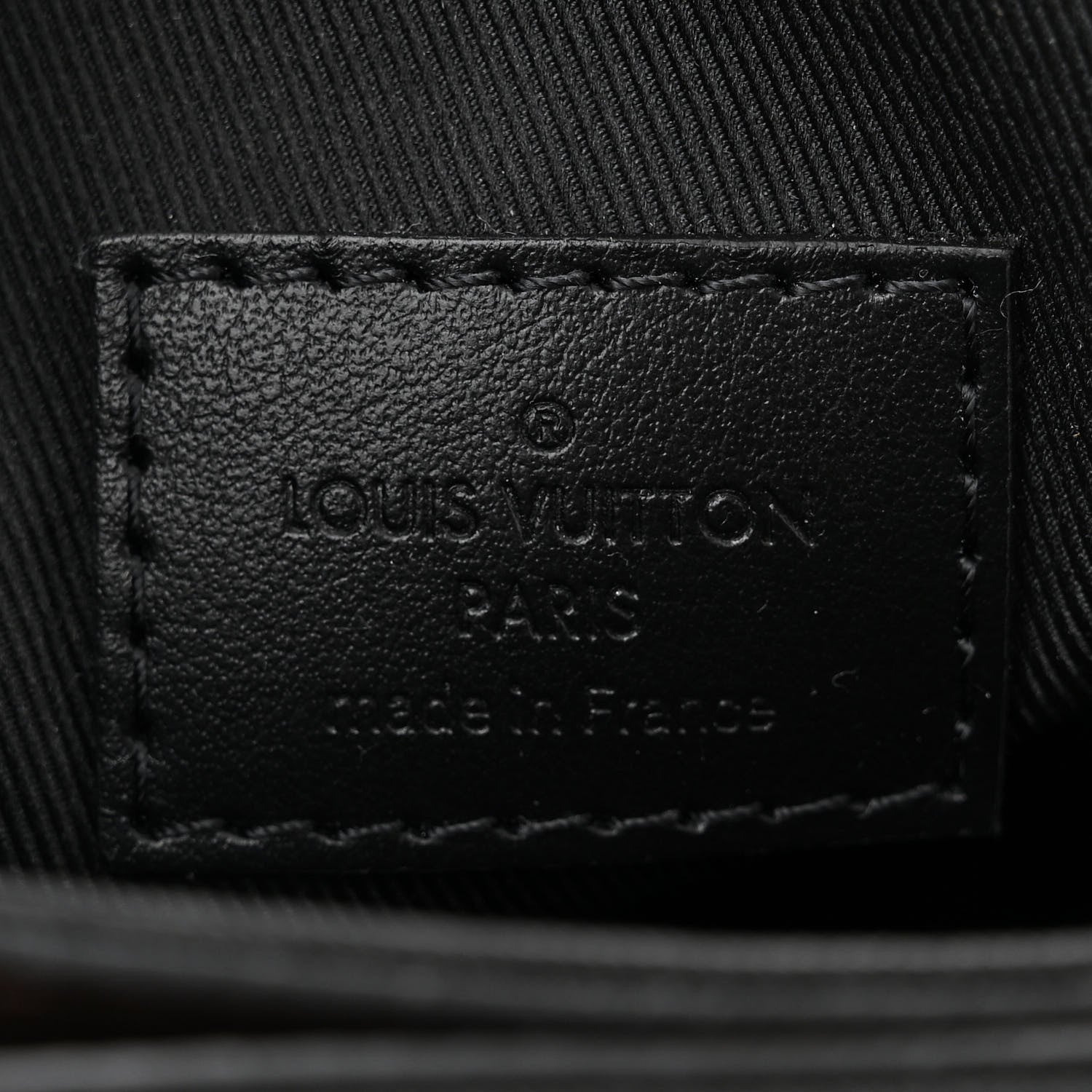 Louis Vuitton Monogram S Lock Vertical Wearable Wallet Radiant Sun 6 of 10