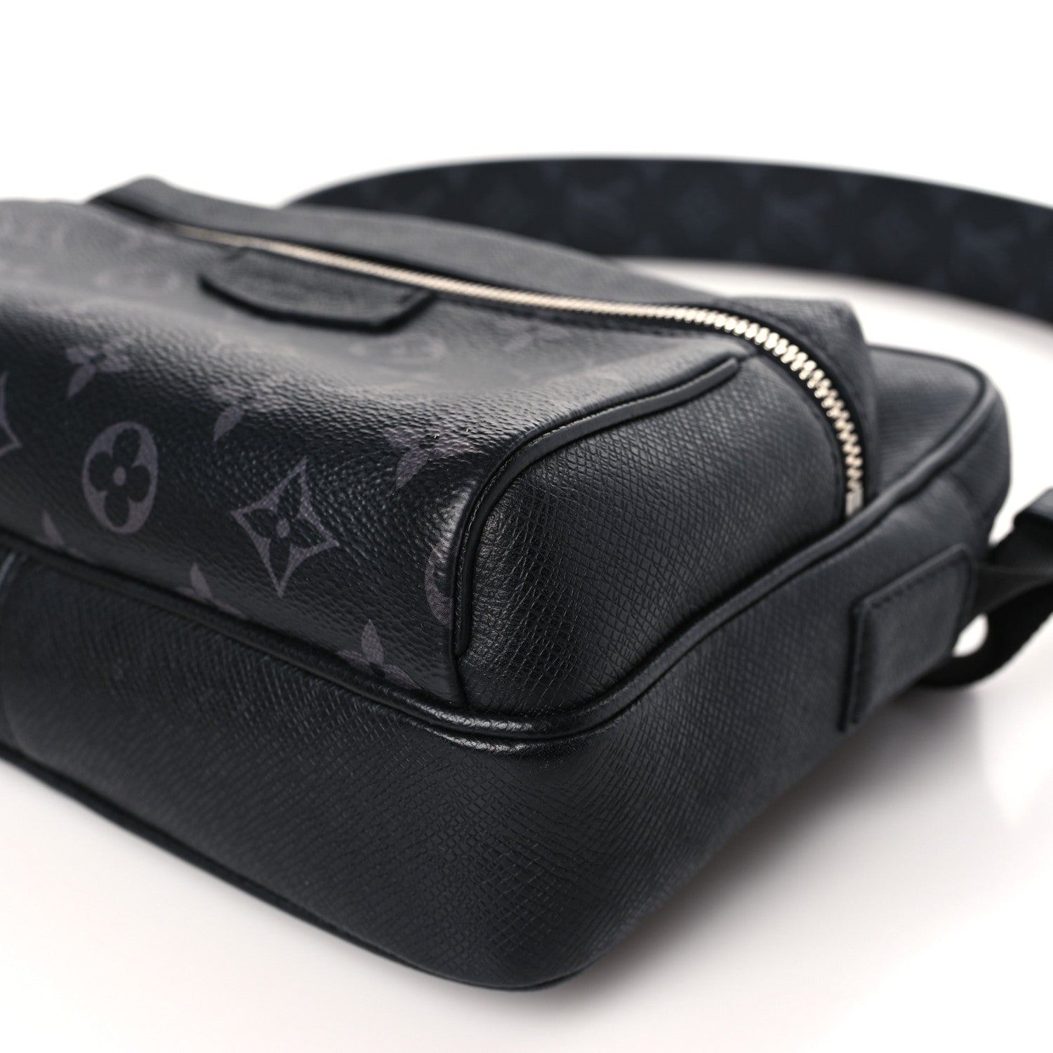 Louis Vuitton Taiga Monogram Eclipse Outdoor Messenger Black 8 of 8