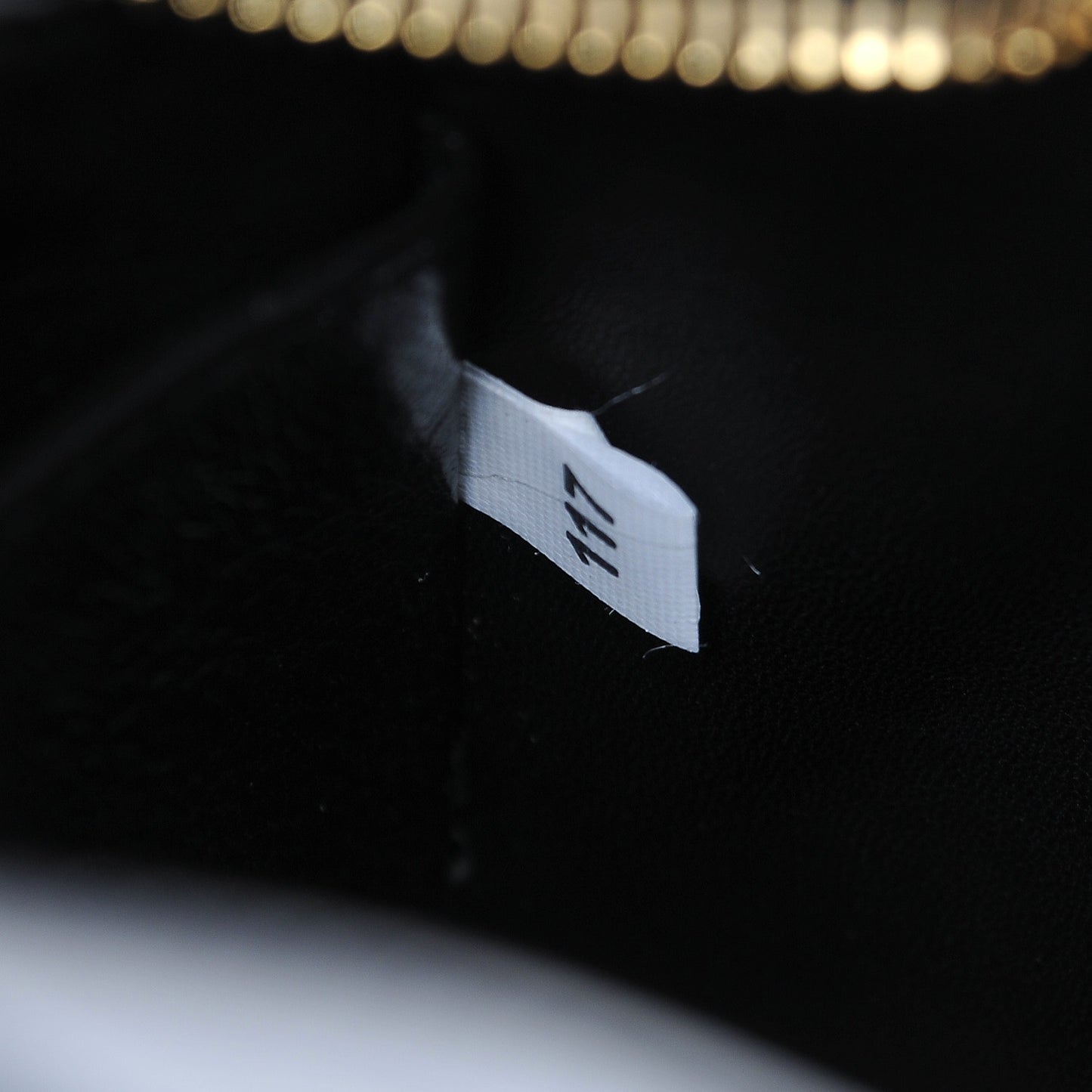 Saffiano Esplanade Crossbody Bag Nero Black