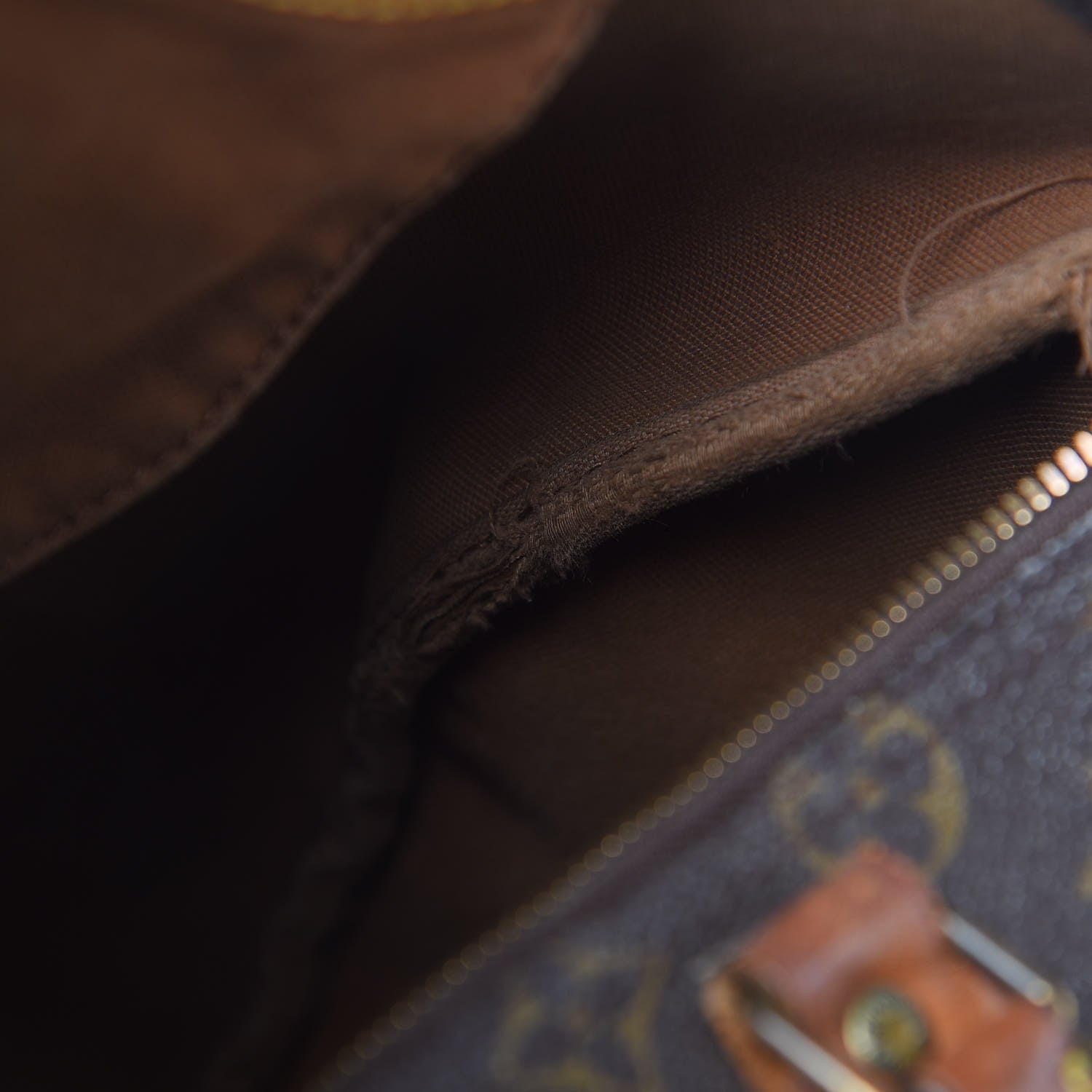 Louis Vuitton Monogram Speedy 35 16 of 21