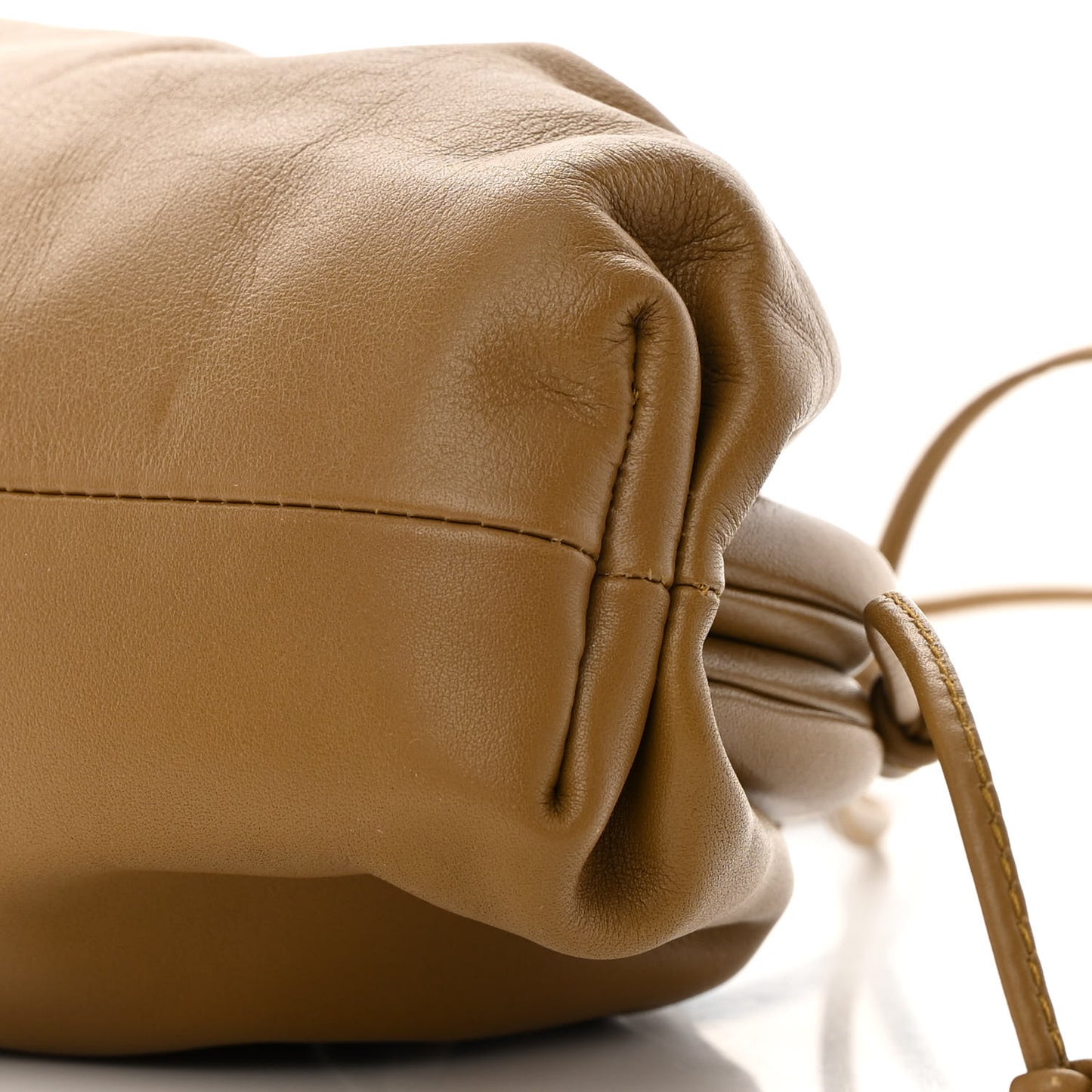 Butter Calfskin The Mini Pouch Cammello