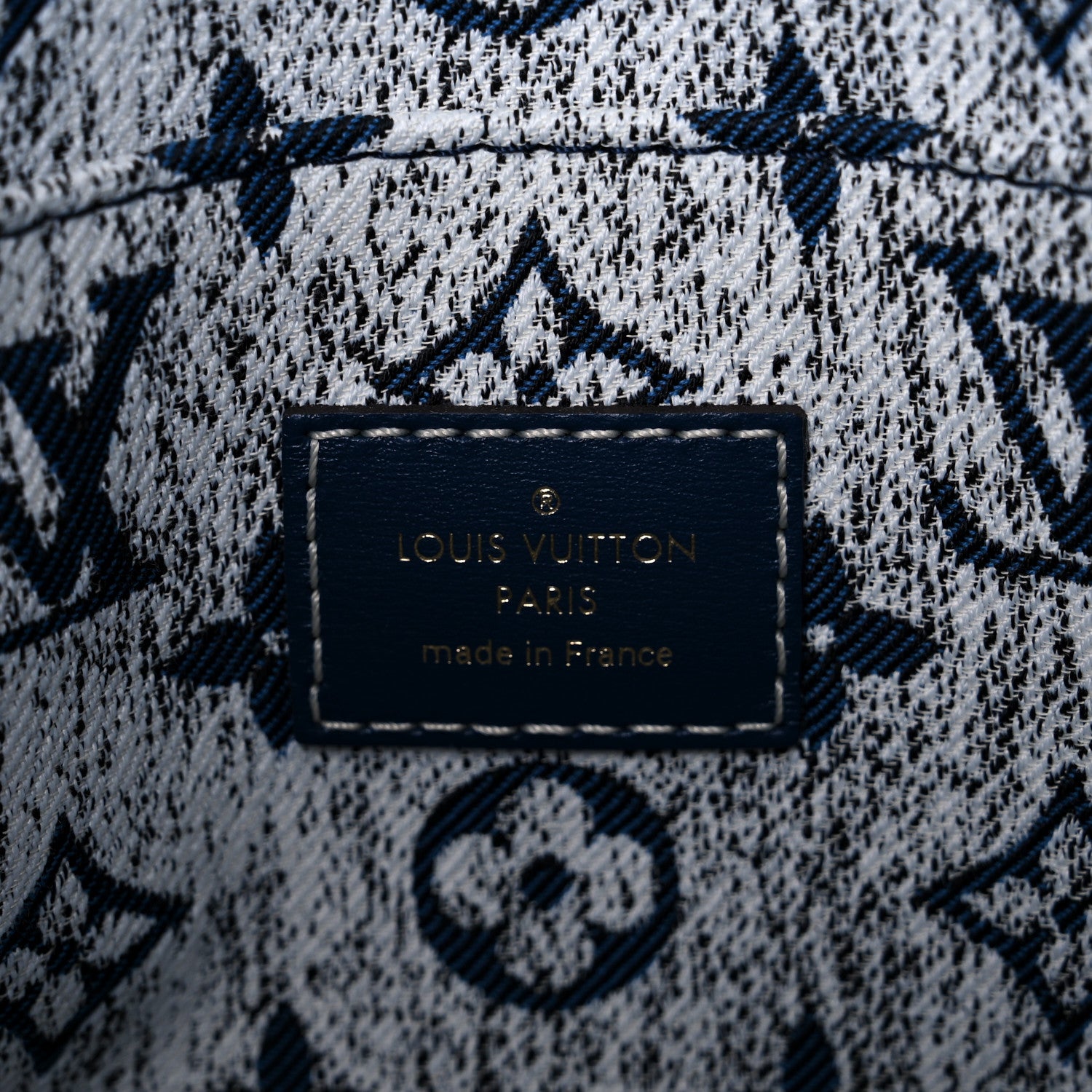 Louis Vuitton Monogram Jacquard Denim Onthego MM Bleu 6 of 8