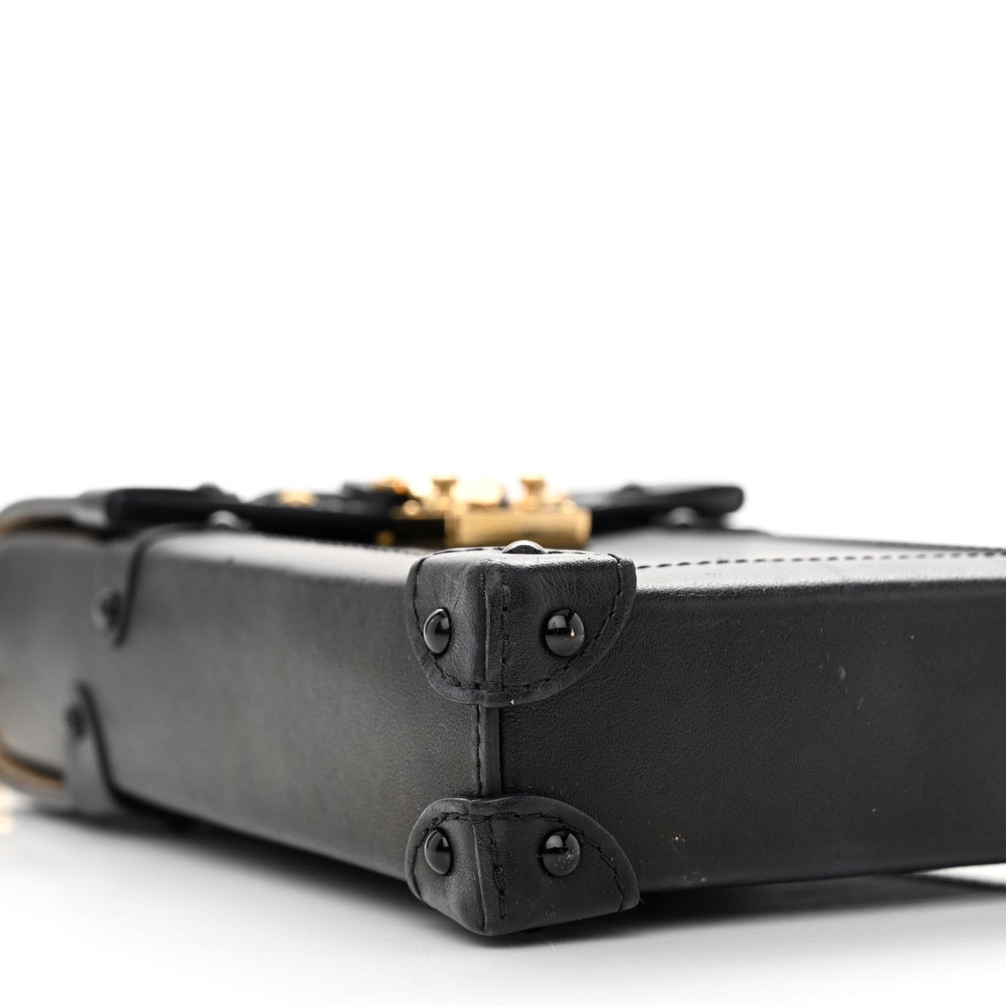 Epi Pochette Trunk Verticale Black