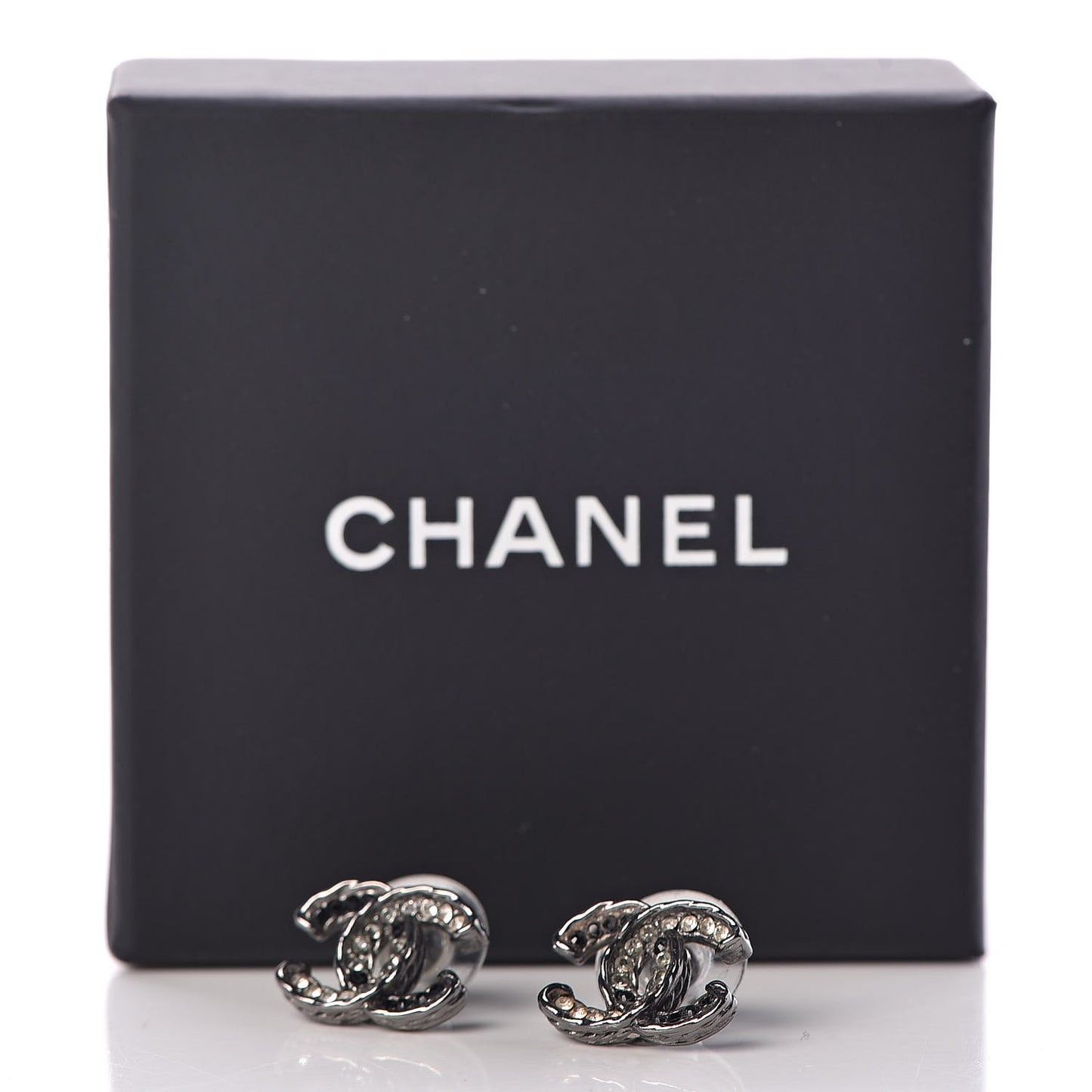 Ruthenium Crystal CC Earrings Silver Black