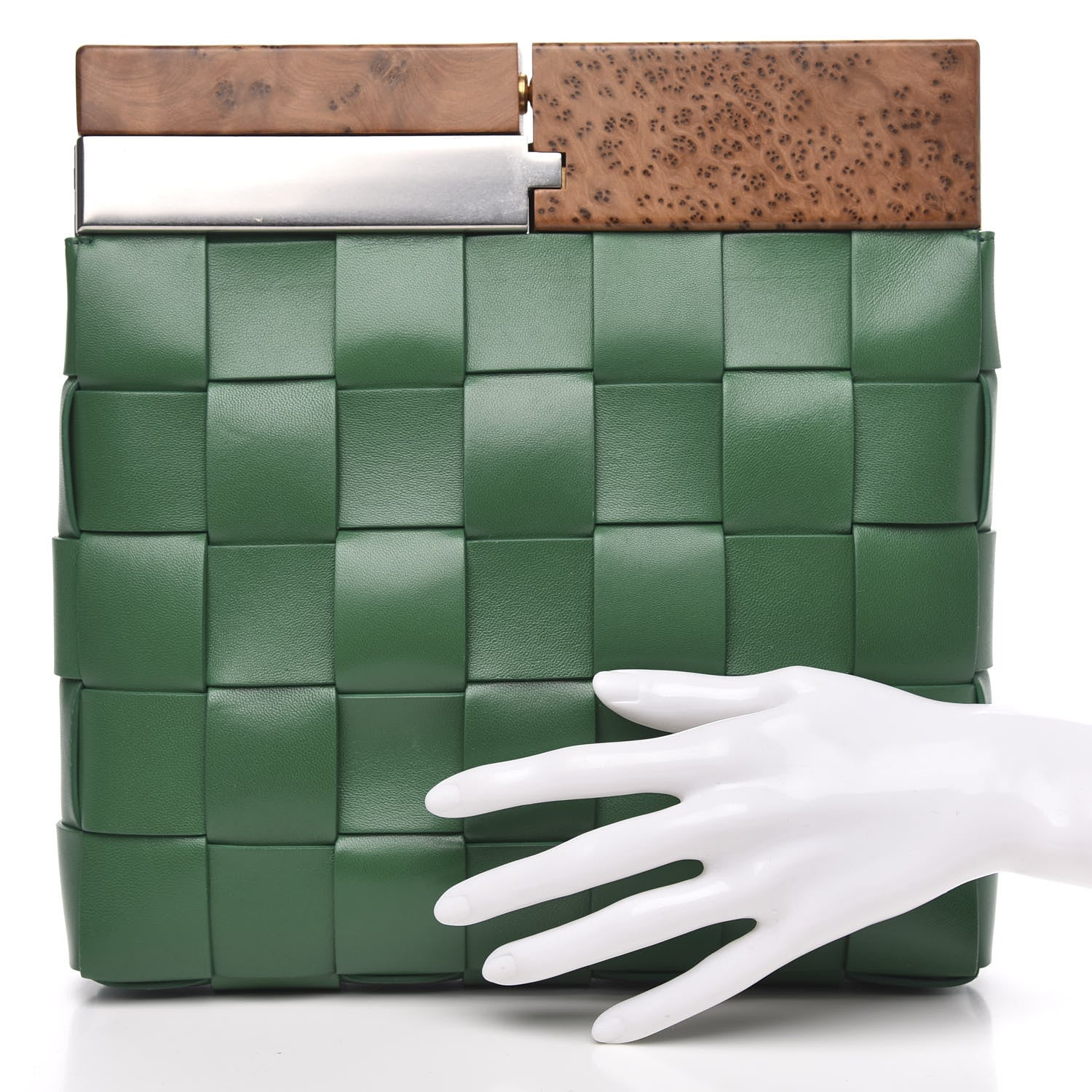 Bottega Veneta Nappa Maxi Intreccio The Snap Clutch Racing Green 2 of 8
