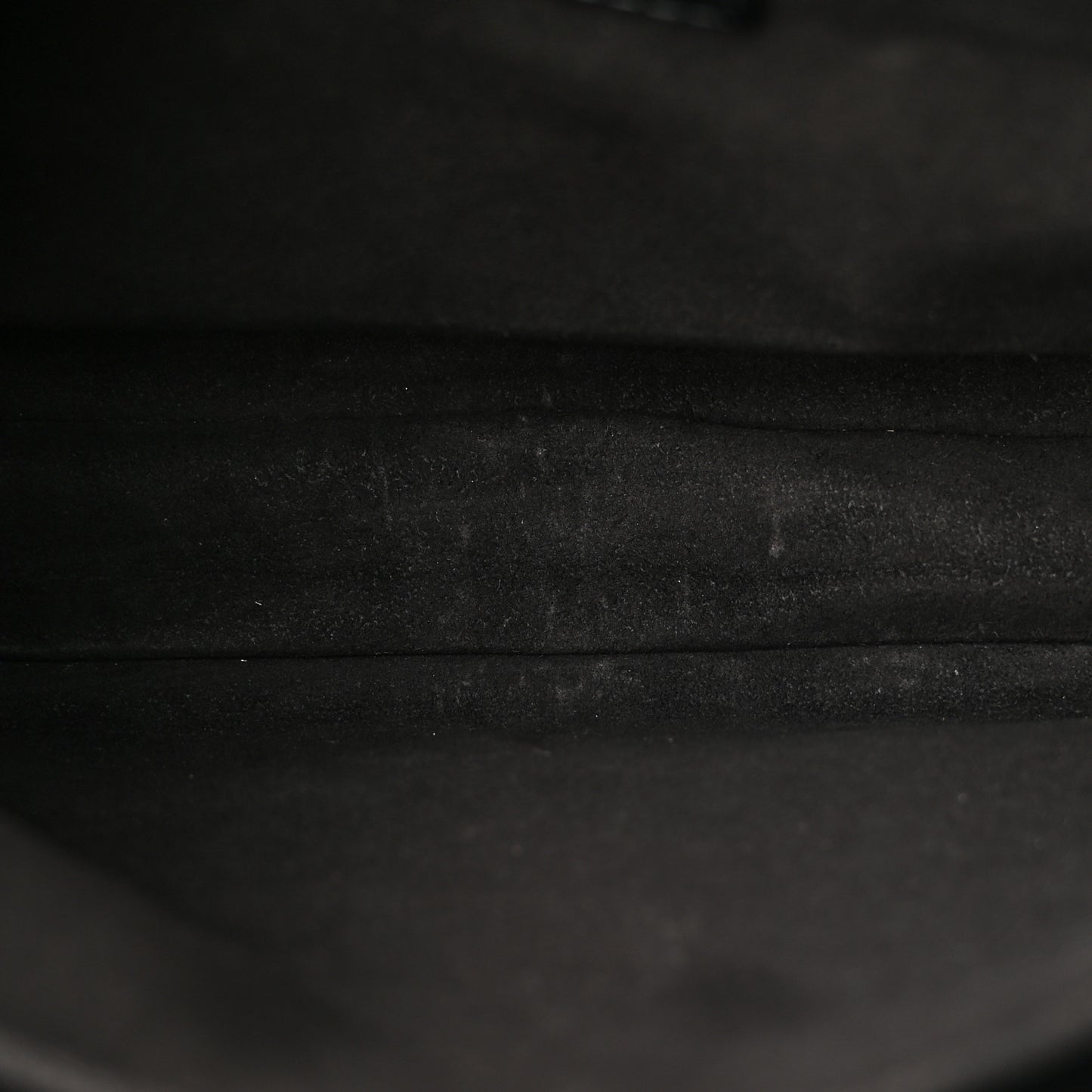 Reverse Monogram Pochette Metis