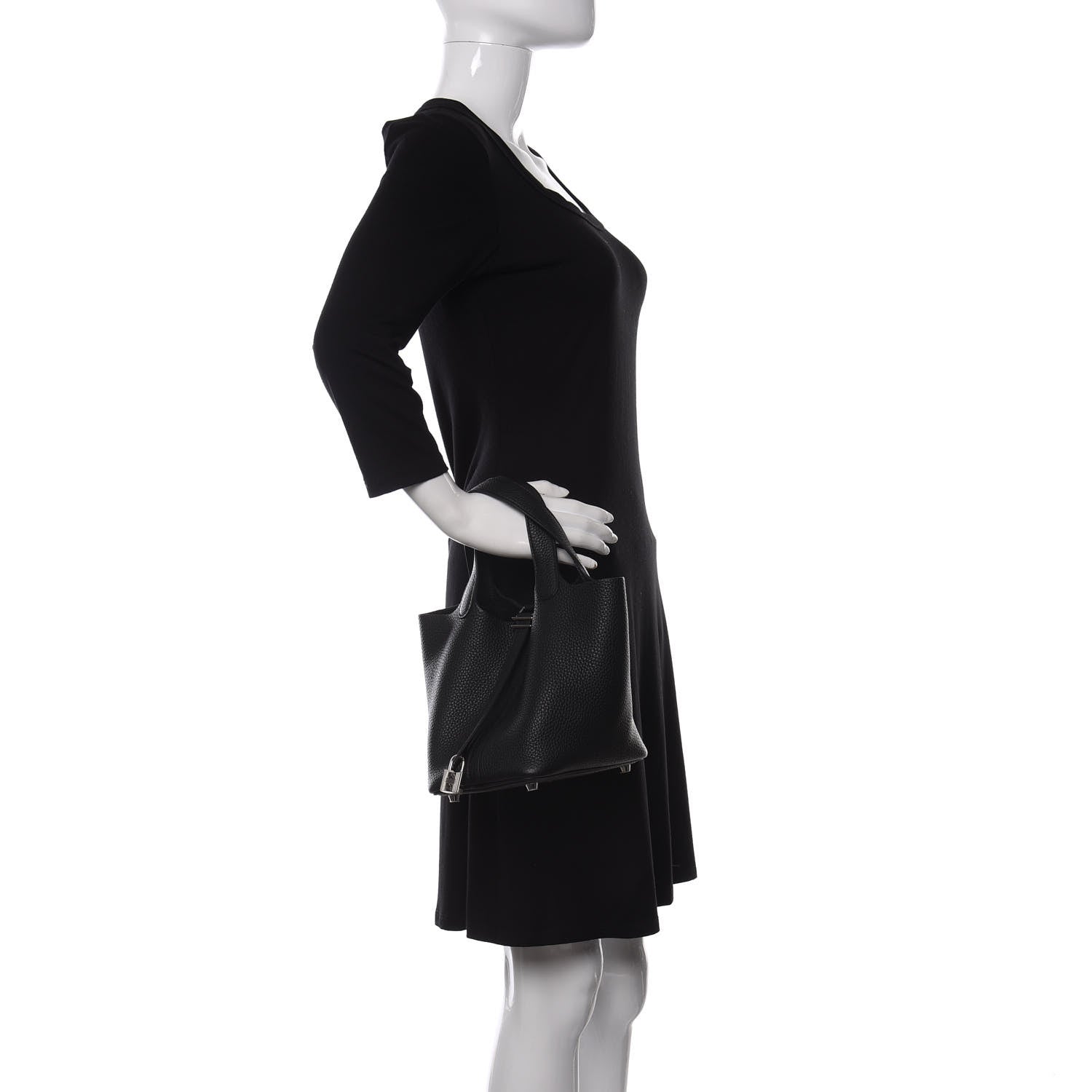 Hermes Taurillon Clemence Picotin Lock 18 PM Black 2 of 10