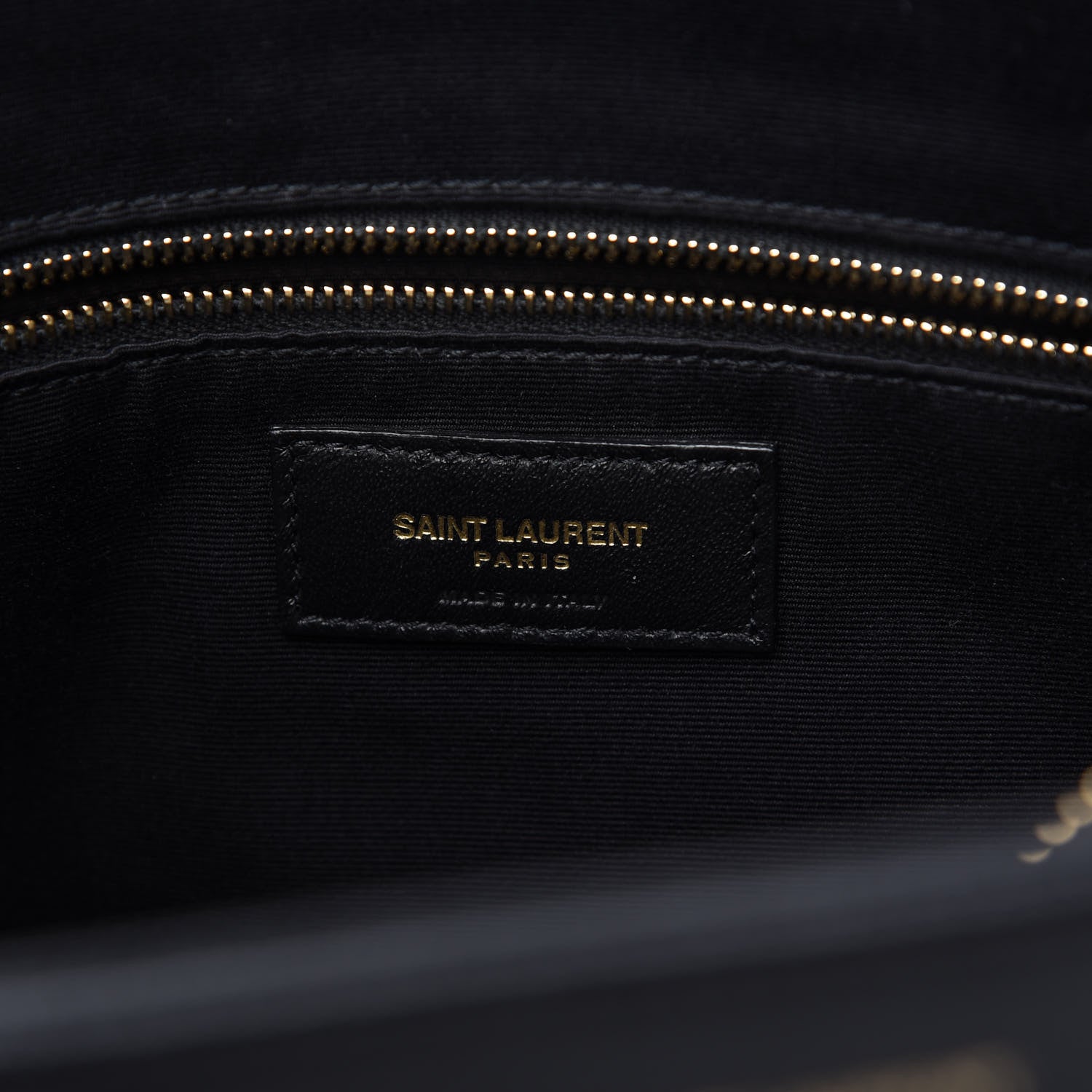 Saint Laurent Grain De Poudre Matelasse Chevron Medium Tribeca Shopping Bag Black 9 of 11