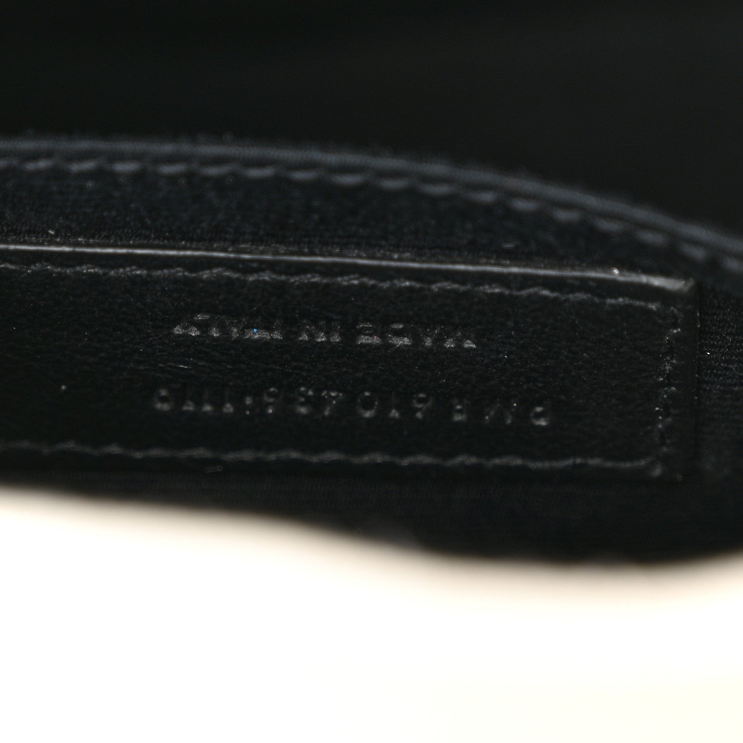 Saint Laurent Grain De Poudre Matelasse Chevron Quilted Round Vinyle Camera Bag Crema Soft 7 of 10