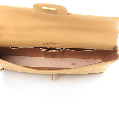 Chanel Lambskin East West Chocolate Bar Flap Beige 5 of 23