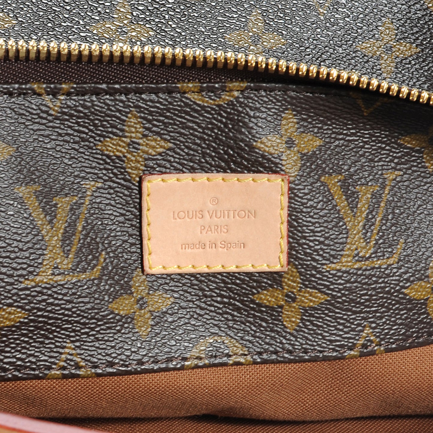 Monogram Sully MM