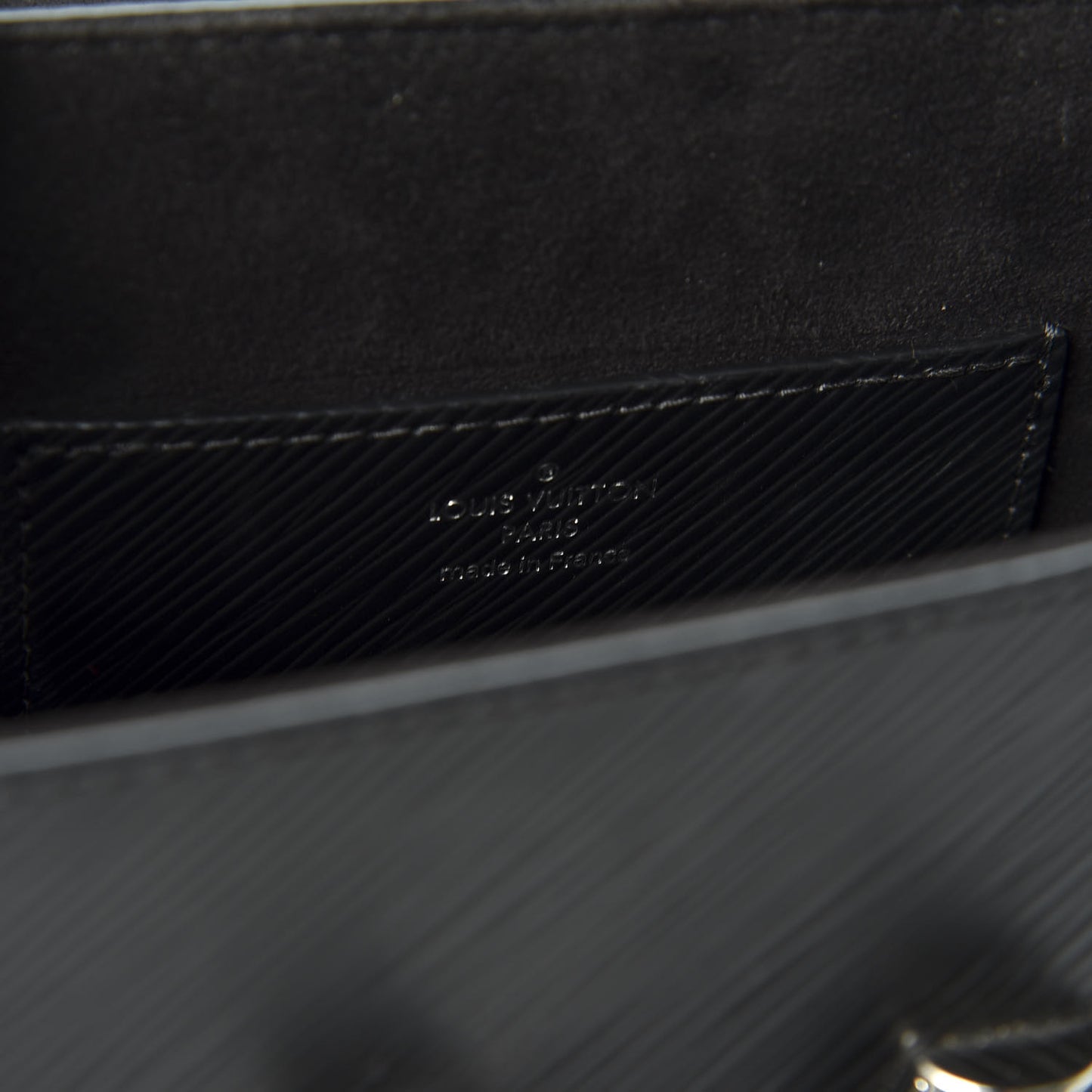 Epi Twist Shoulder Bag MM Black
