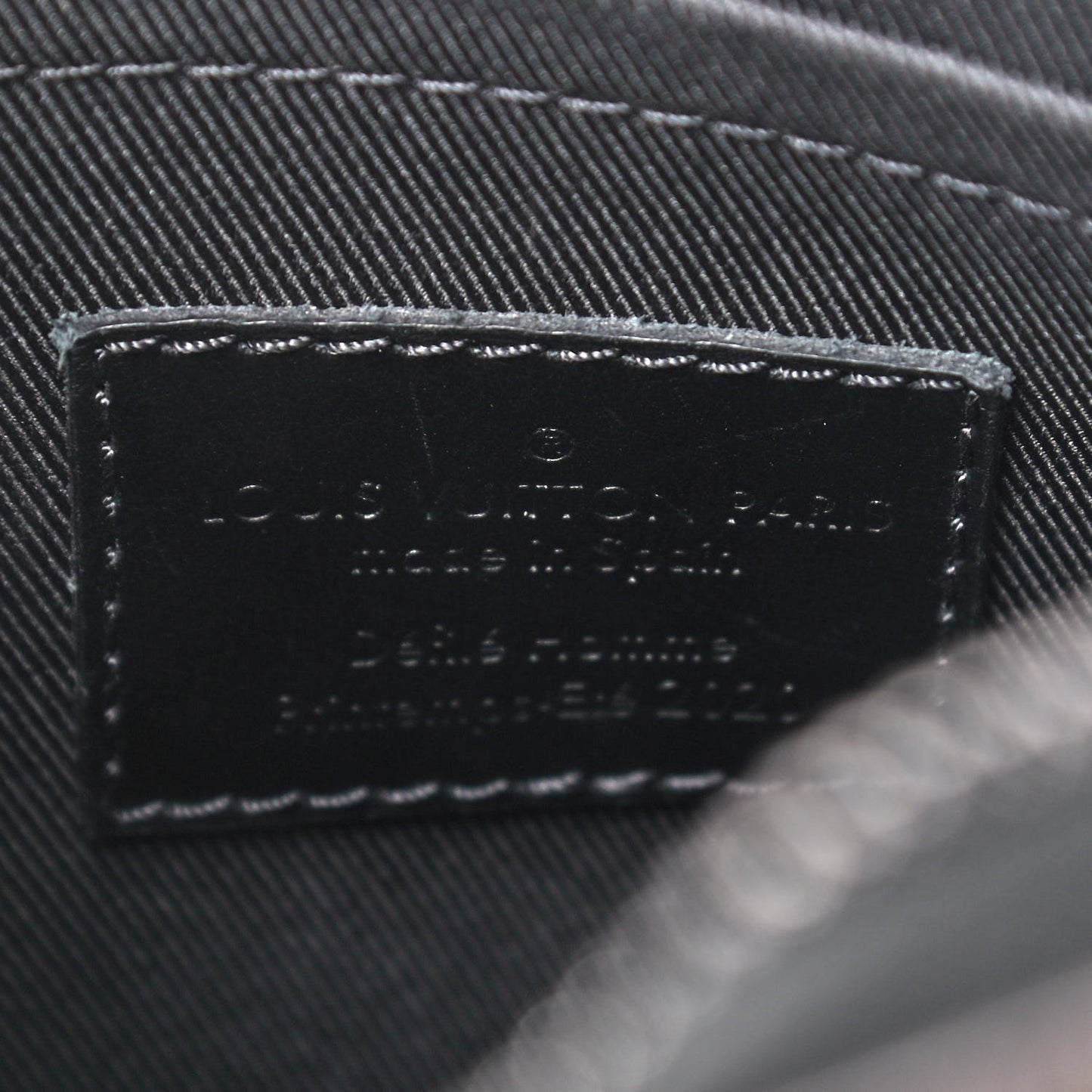 Monogram Tuffetage Triangle Messenger Black