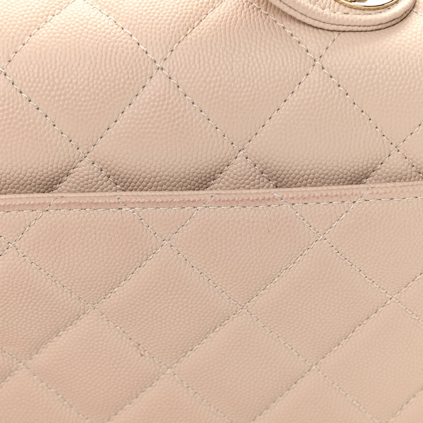 Caviar Quilted Medium Business Affinity Flap Beige