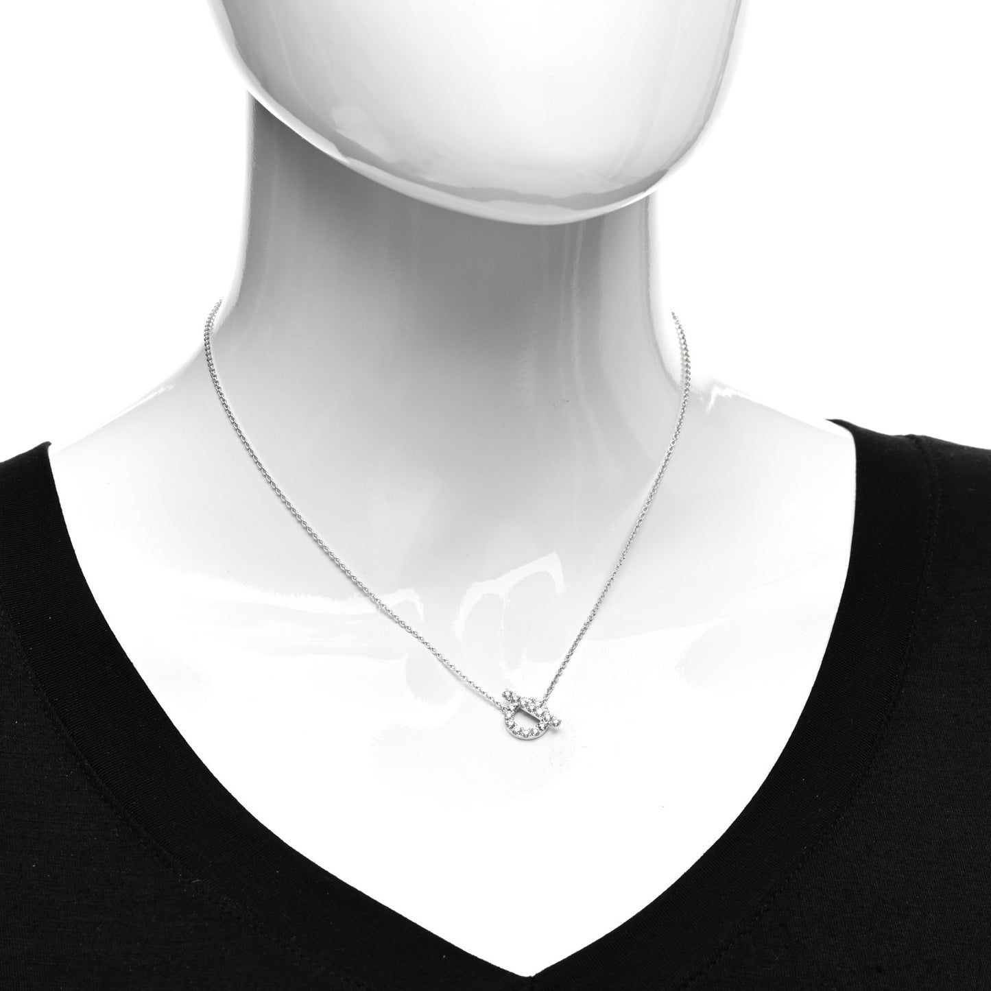 18K White Gold Diamond Finesse Pendant Necklace