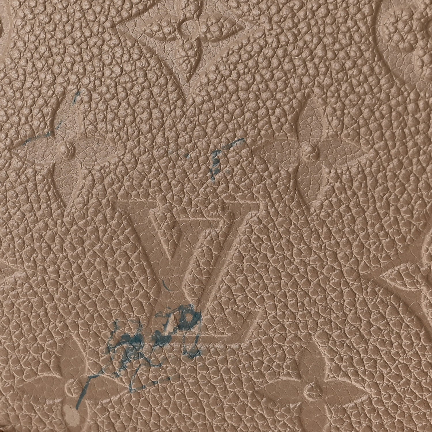 Louis Vuitton Empreinte Monogram Giant Carryall MM Tourterelle 11 of 11