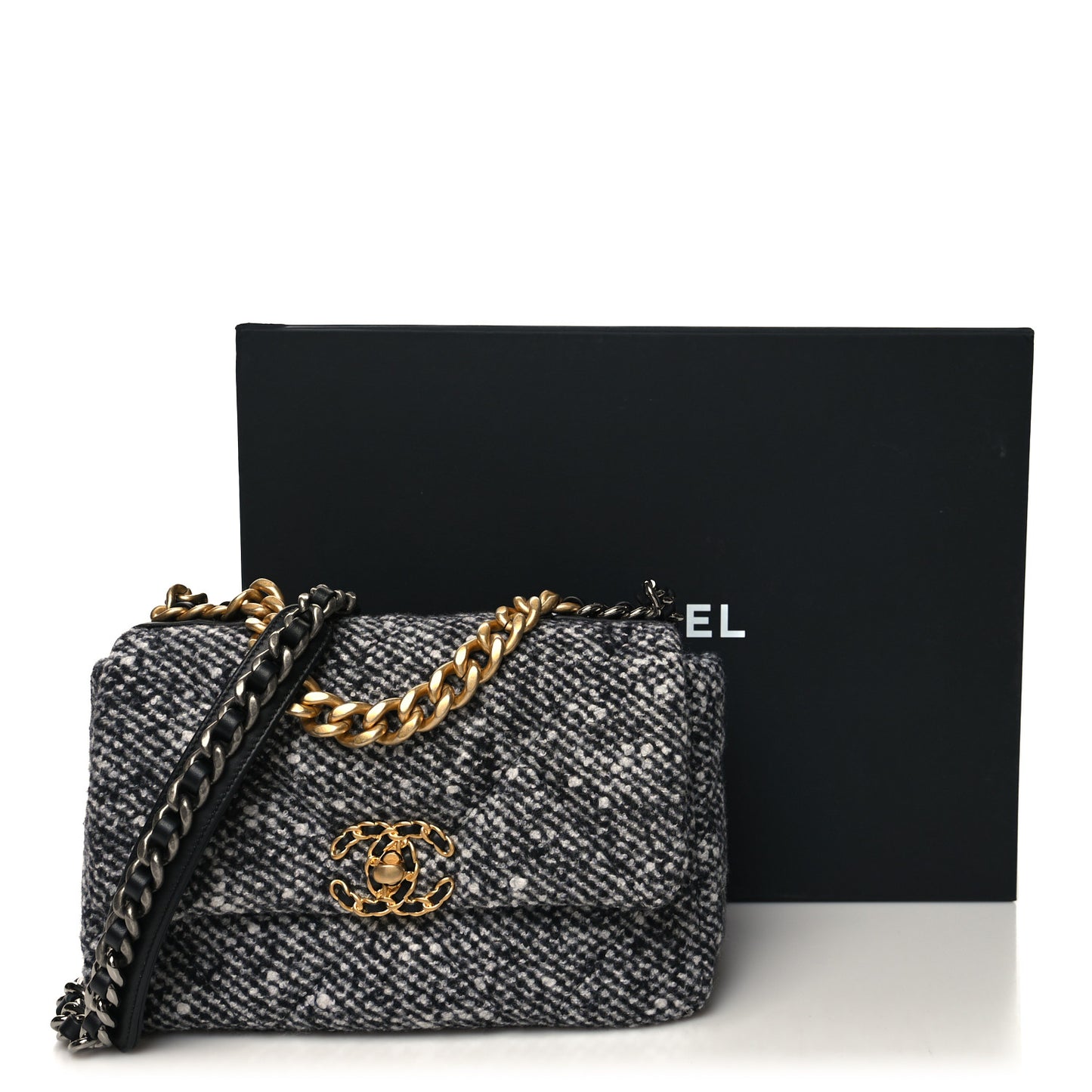 Tweed Quilted Medium Chanel 19 Flap Grey