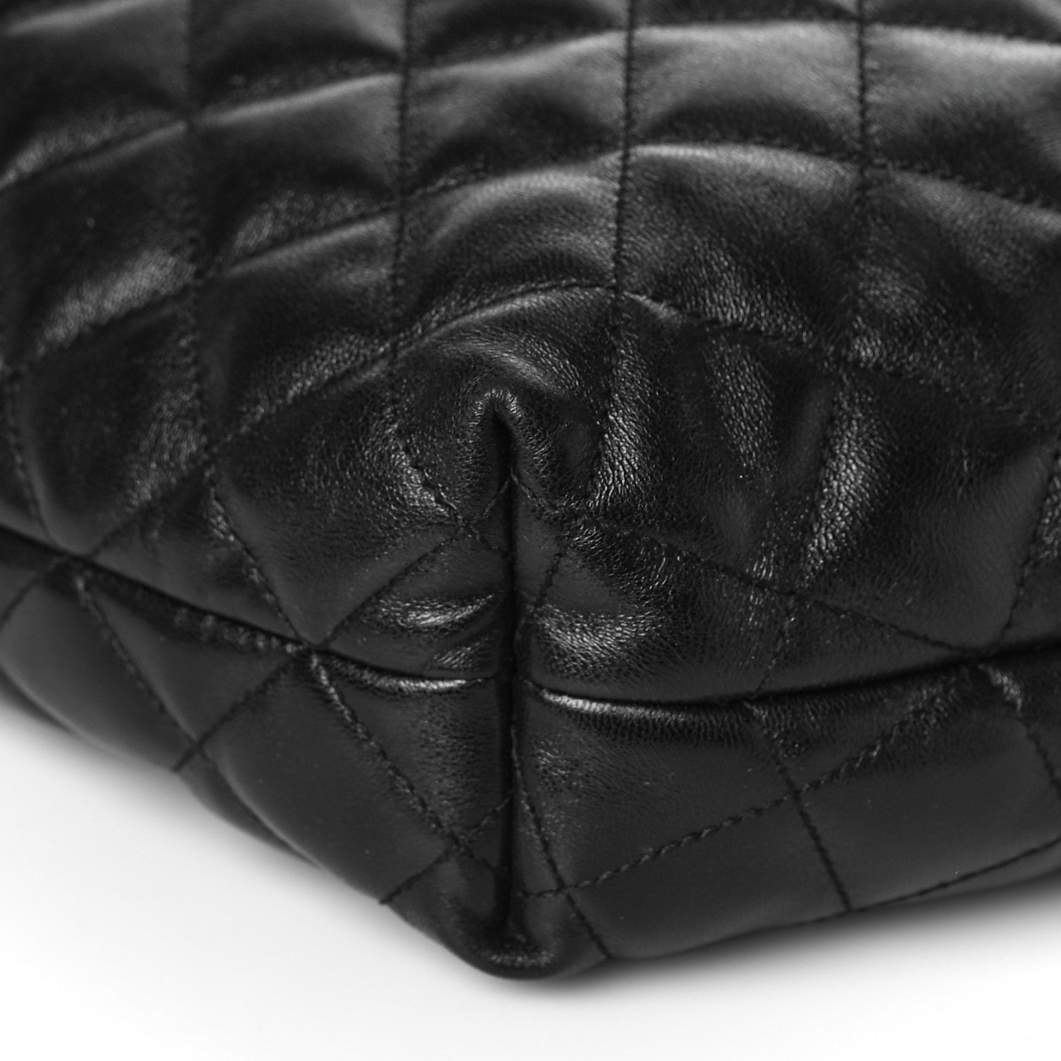 Saint Laurent Lambskin Quilted Maxi Icare Shopping Tote Black 9 of 9