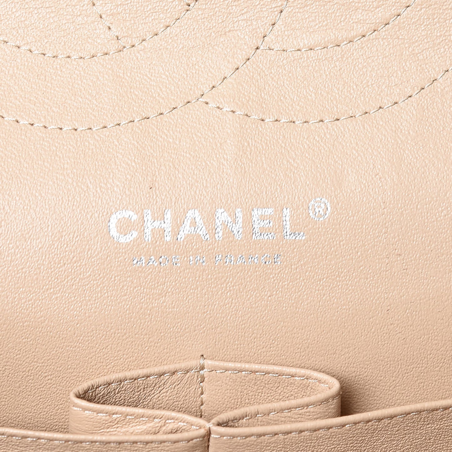 Caviar Quilted Jumbo Double Flap Beige Clair