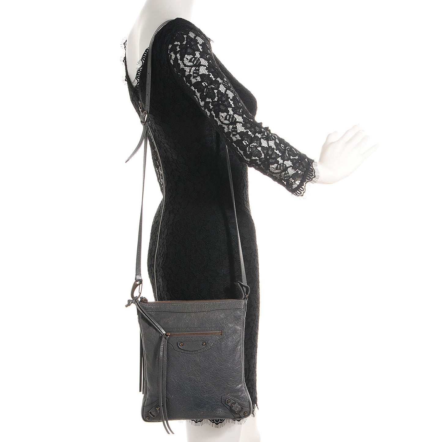 Agneau Classic Hardware Flat Crossbody Gris Tarmac
