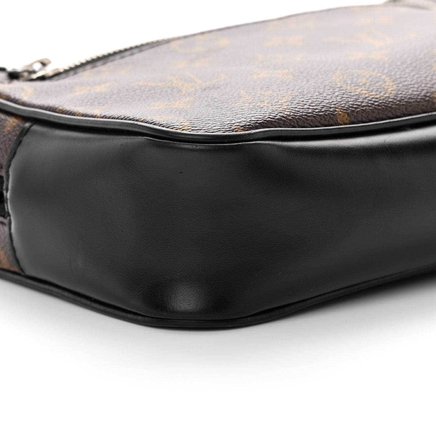 Monogram Macassar Kasai Clutch Black