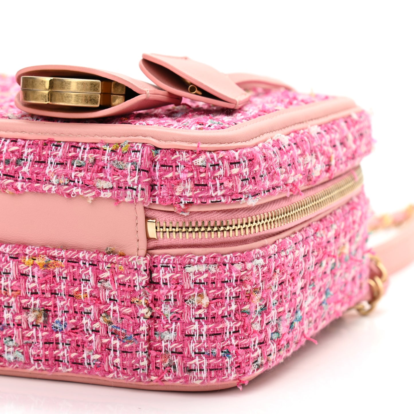 Tweed Quilted Medium CC Filigree Vanity Case Pink