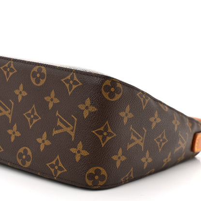 Louis Vuitton Monogram Looping MM 10 of 11