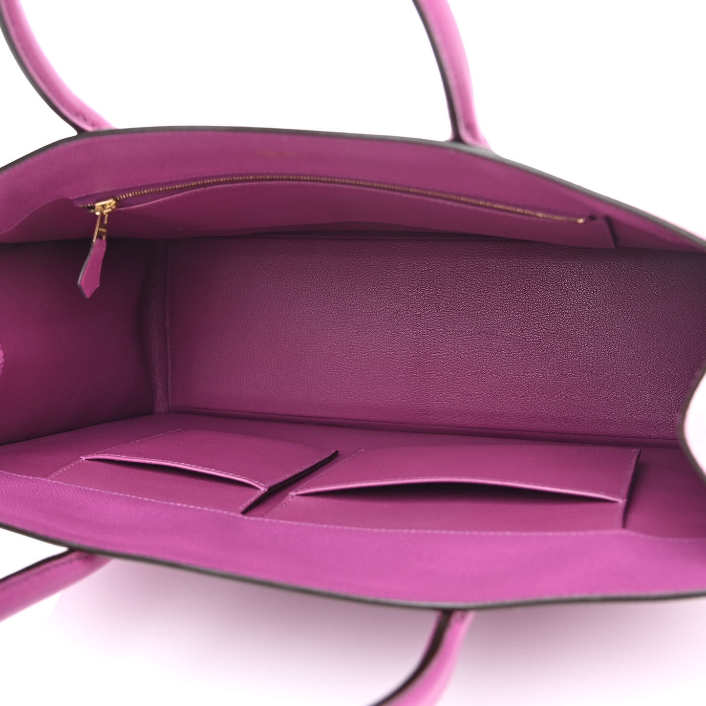 Epsom White Bus 40 Anemone