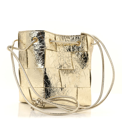 Bottega Veneta Metallic Crushed Nappa Maxi Intrecciato Small Cassette Bucket Bag Gold 3 of 10