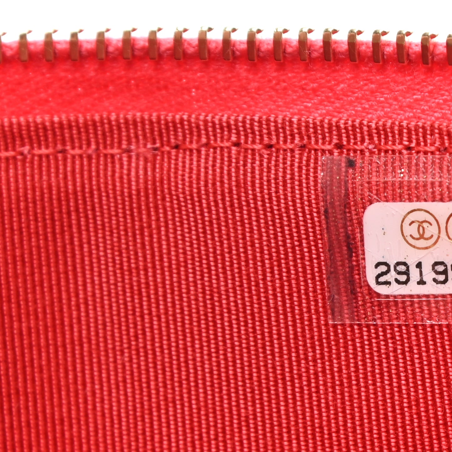 Caviar Quilted Classic iPhone Pouch Red