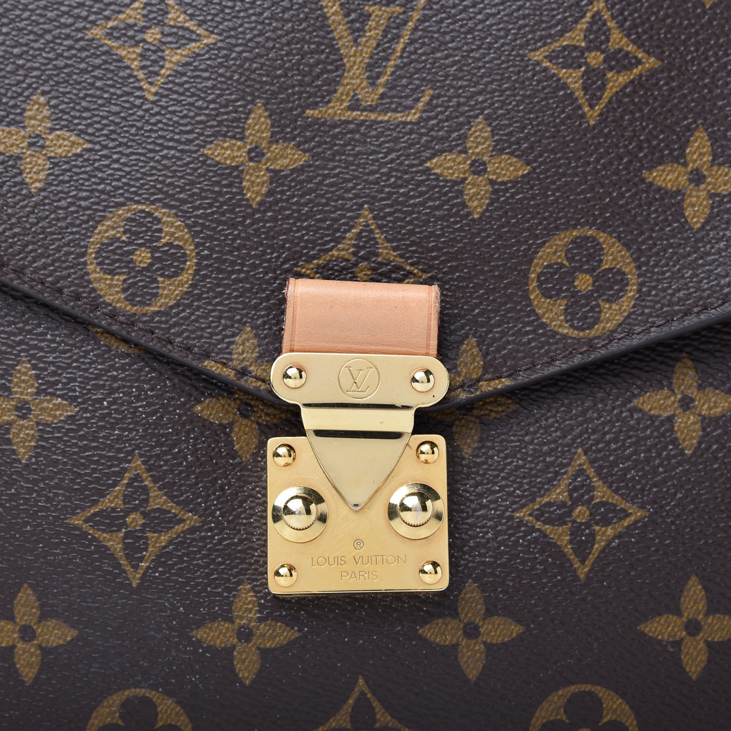 Louis Vuitton Monogram Pochette Metis 9 of 9