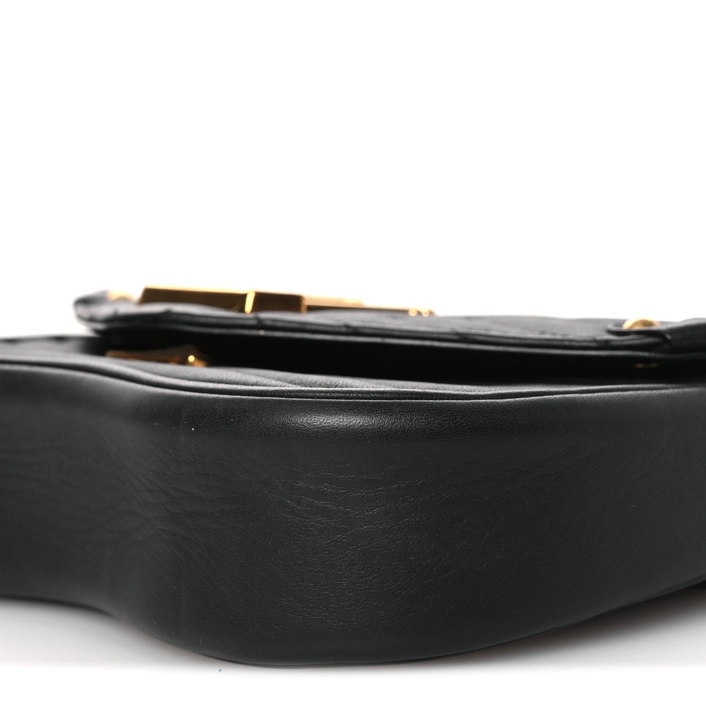 Calfskin New Wave Chain PM Black