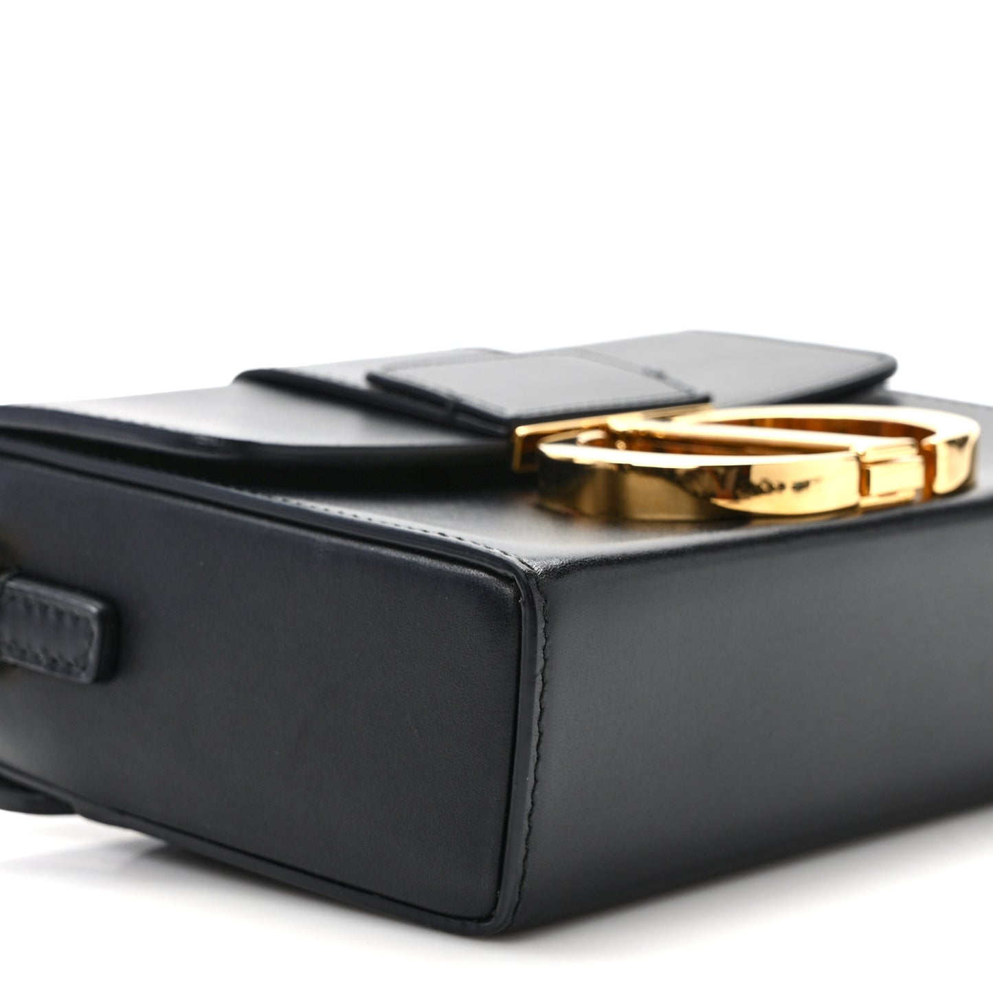 Box Calfskin 30 Montaigne Box Bag Black