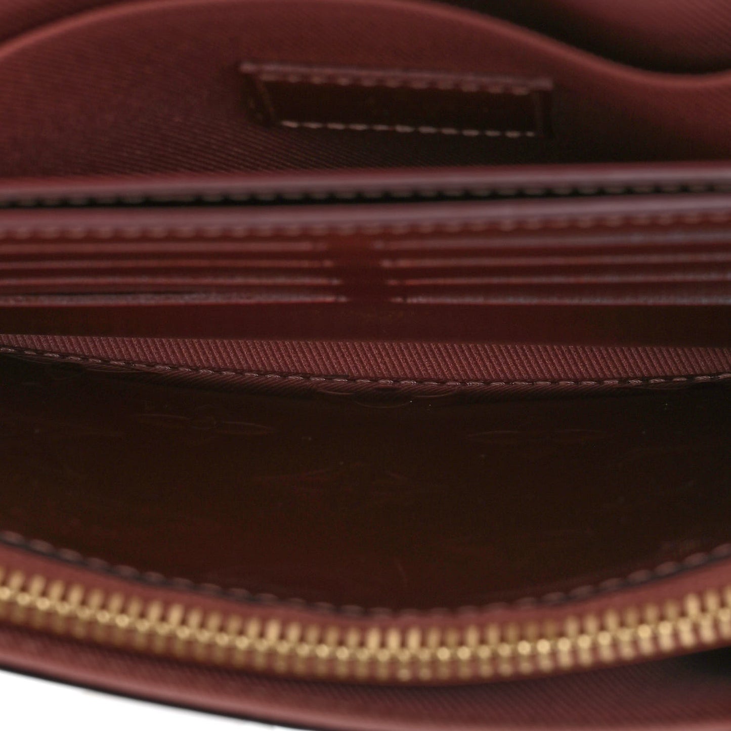 Vernis Pochette Felicie Chain Wallet Metallic Pale Pink