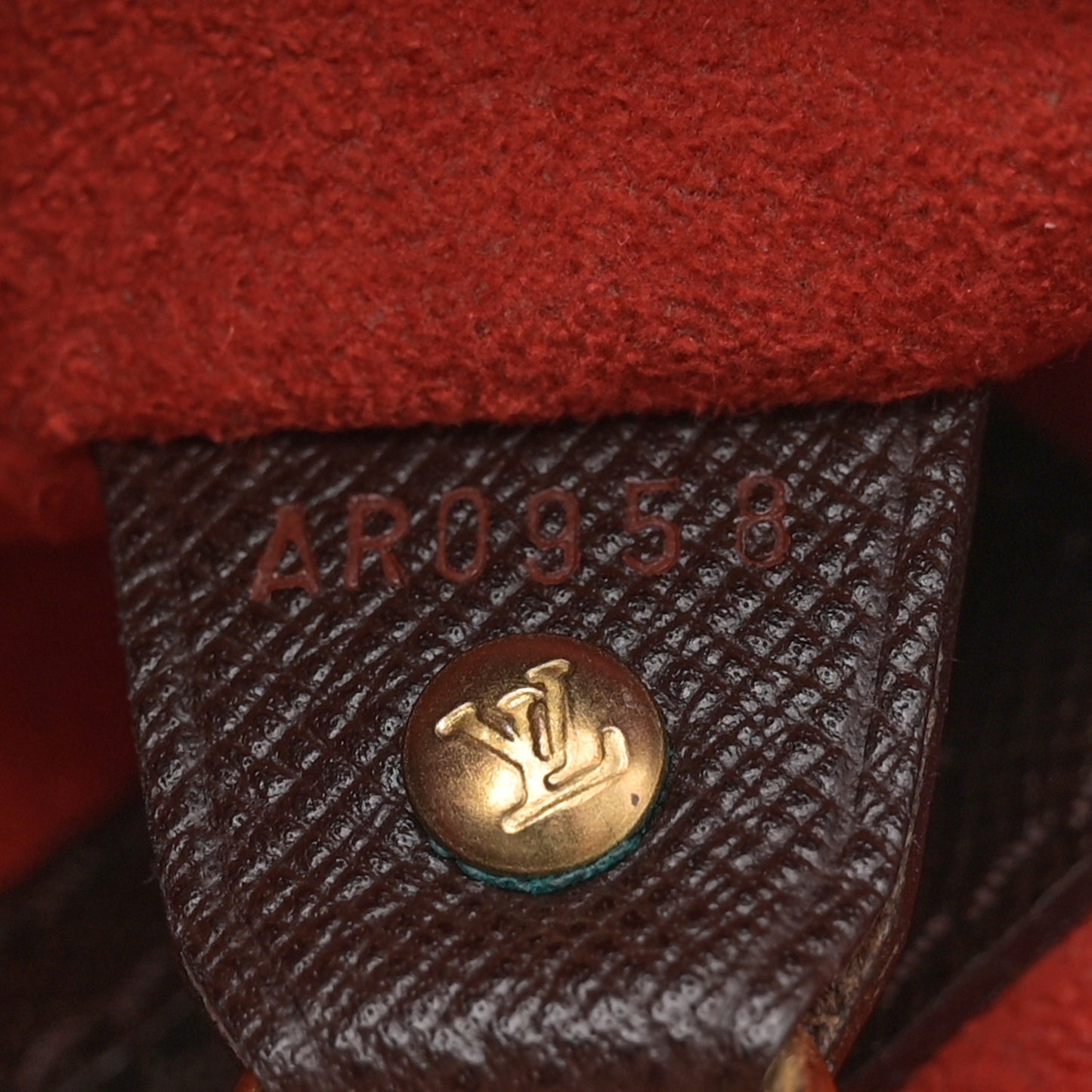 Damier Ebene Marais Bucket 23