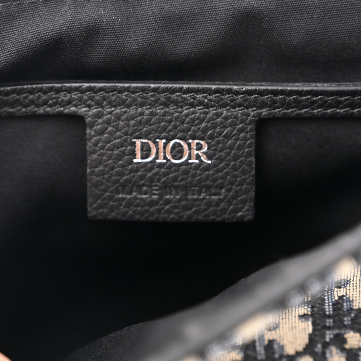 Grained Calfskin Oblique Mini Saddle Messenger Black