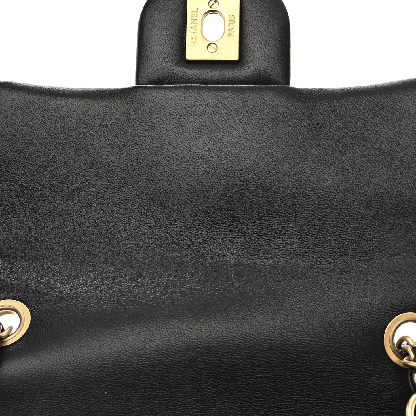 Lambskin Quilted Mini Pearl Crush Flap Black