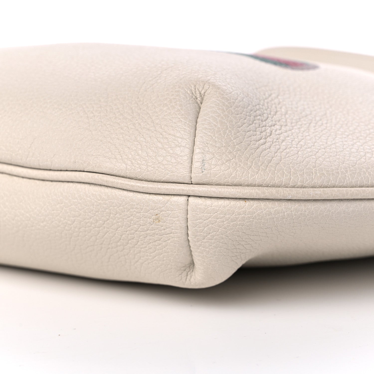 Gucci Grained Calfskin Logo Half Moon Hobo White 9 of 13