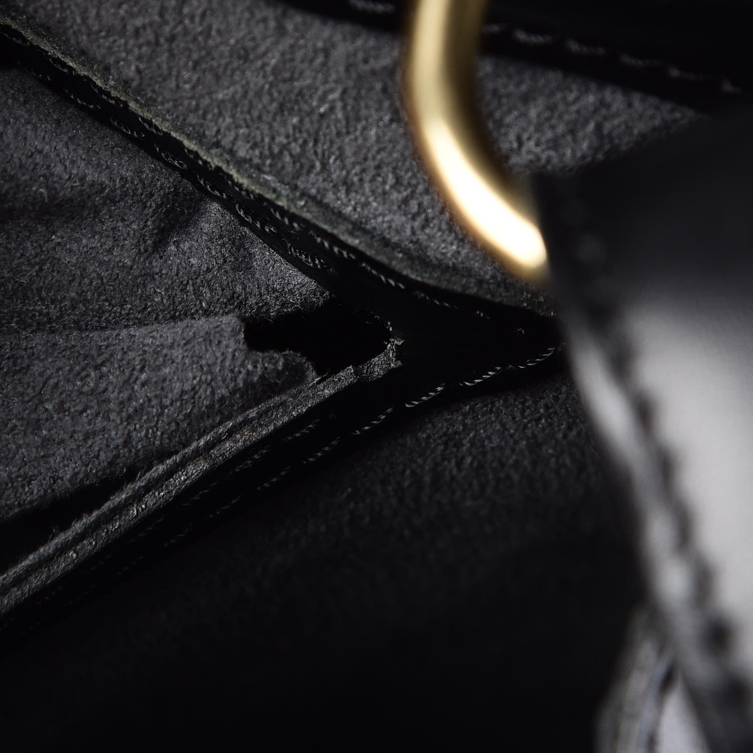 Louis Vuitton Epi Cluny Black 7 of 9