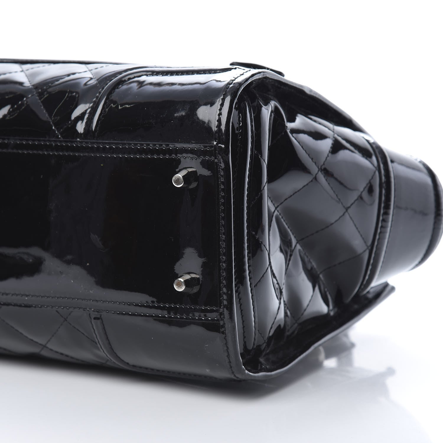 Burberry Patent Quilted Large Manor Tote Black 11 of 16
