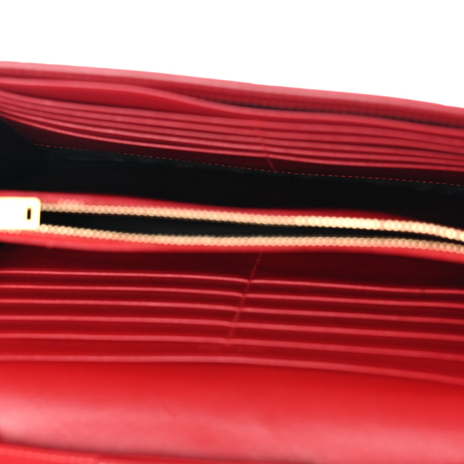 Saint Laurent Calfskin Crocodile Embossed Monogram Chain Wallet New Lipstick Red 5 of 13