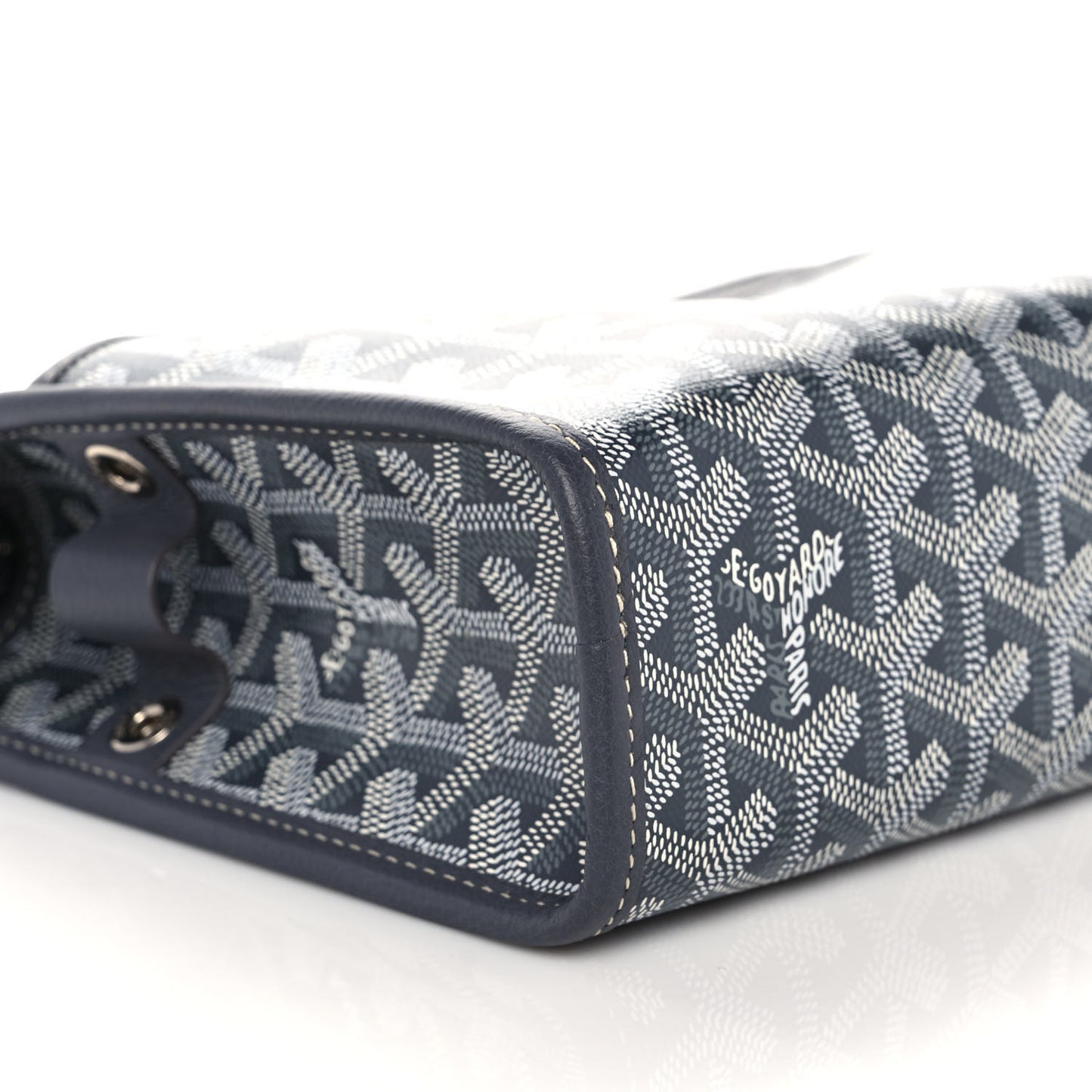 Goyardine Jouvence Toiletry Pouch Grey