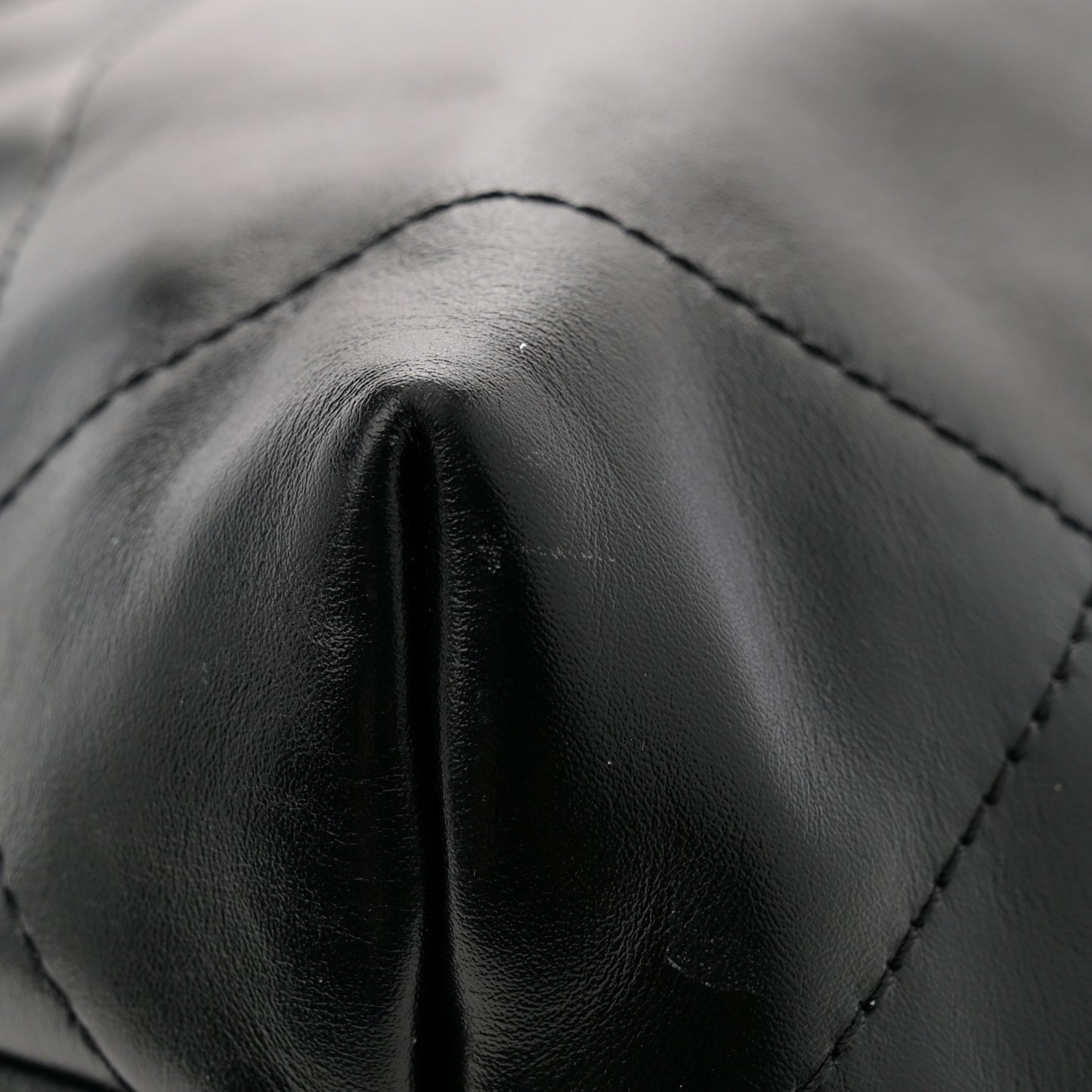 Shiny Calfskin Quilted Small Chanel 22 Black