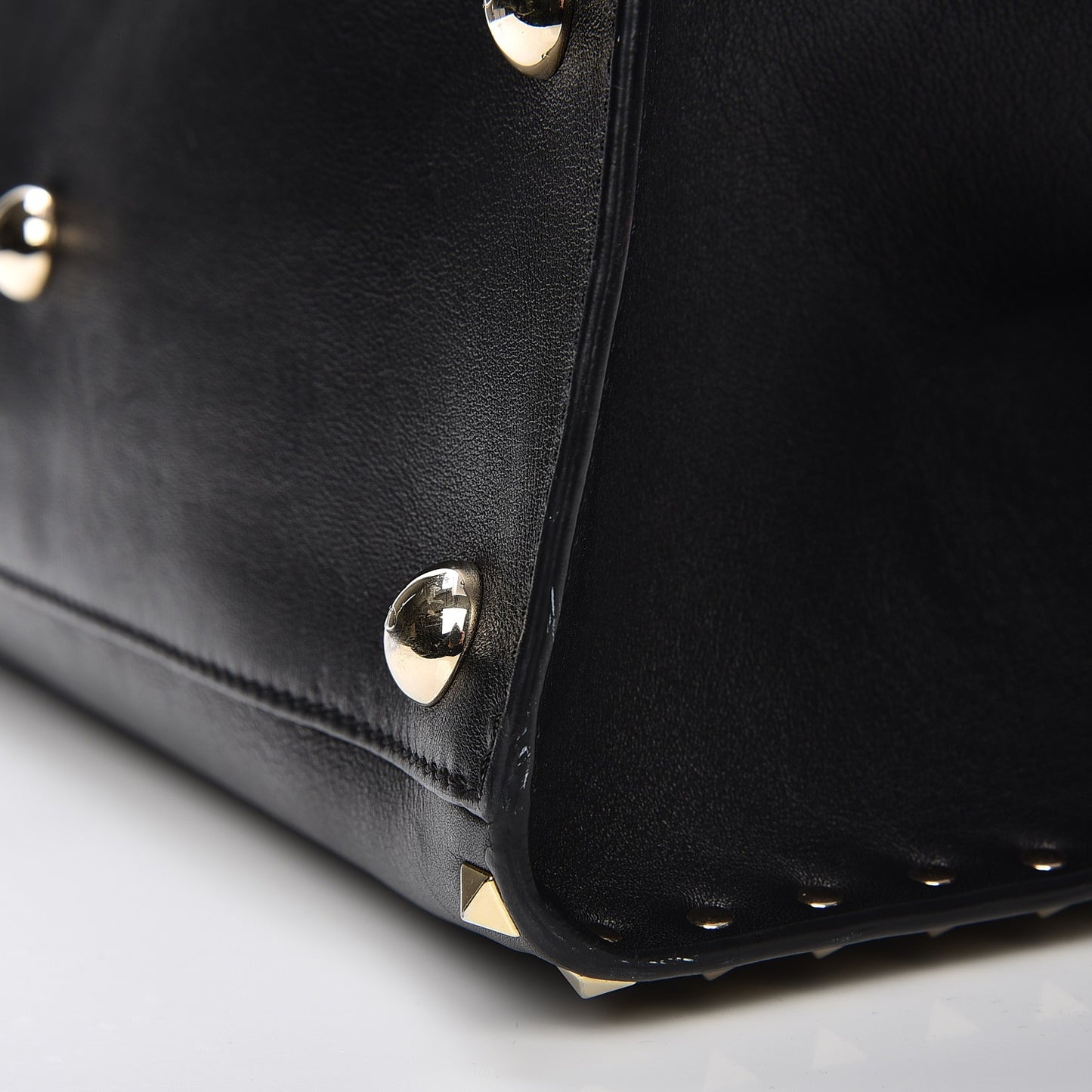 Vitello Rockstud Dome Shopper Black