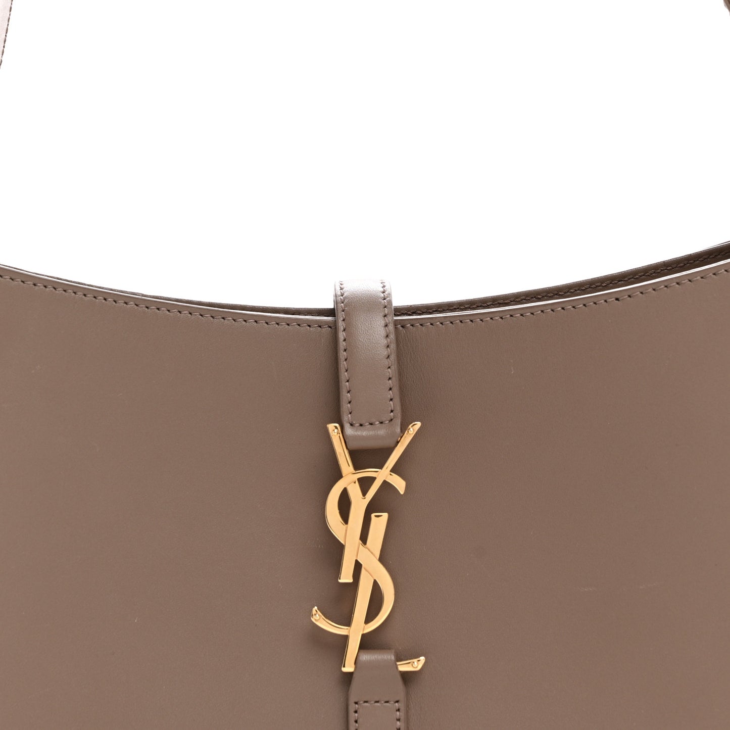 Smooth Calfskin Le 5 A 7 Hobo Taupe