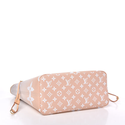 Louis Vuitton Monogram Giant By The Pool Neverfull MM Brume 4 of 10