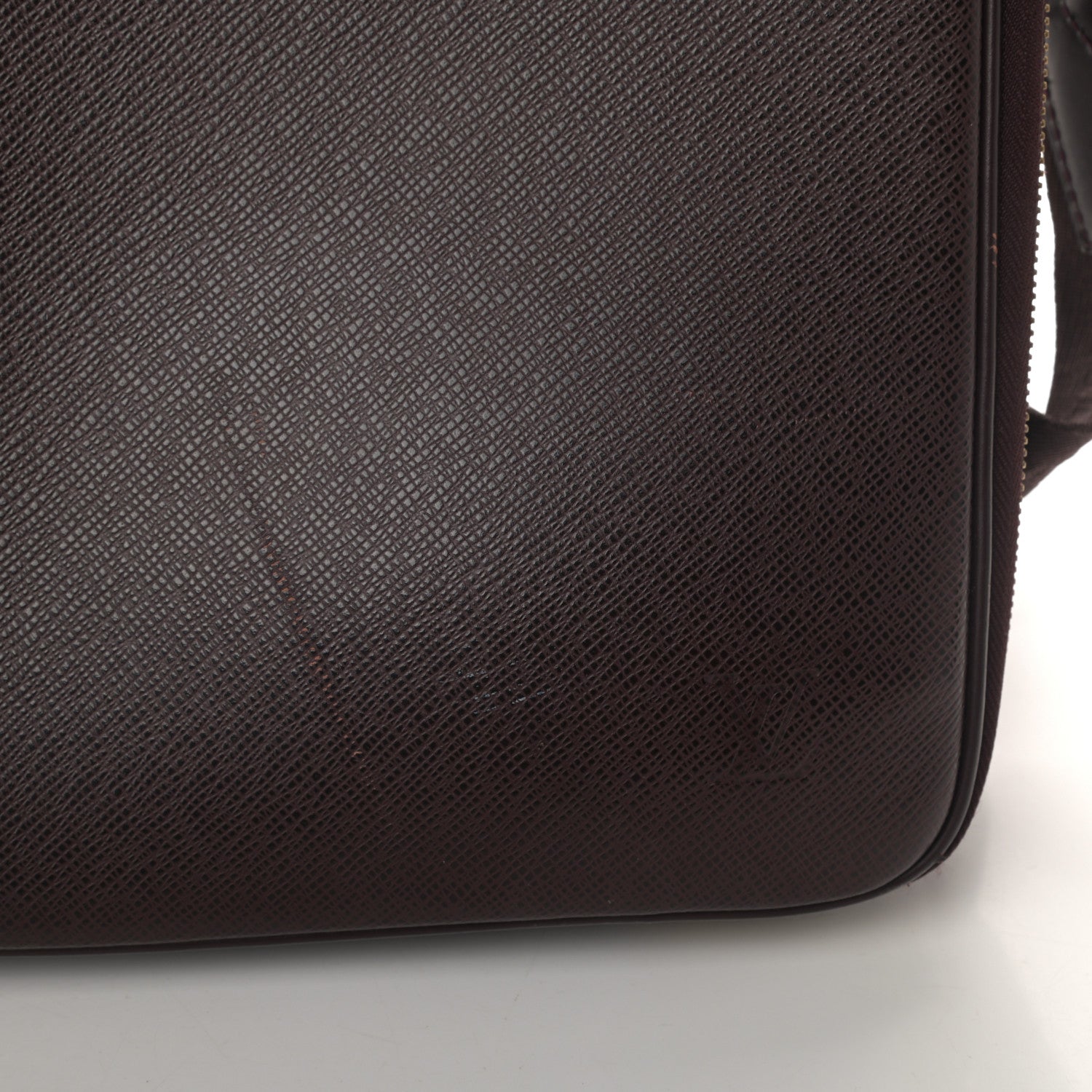 Louis Vuitton Taiga Odessa Laptop Bag Acajou 12 of 18